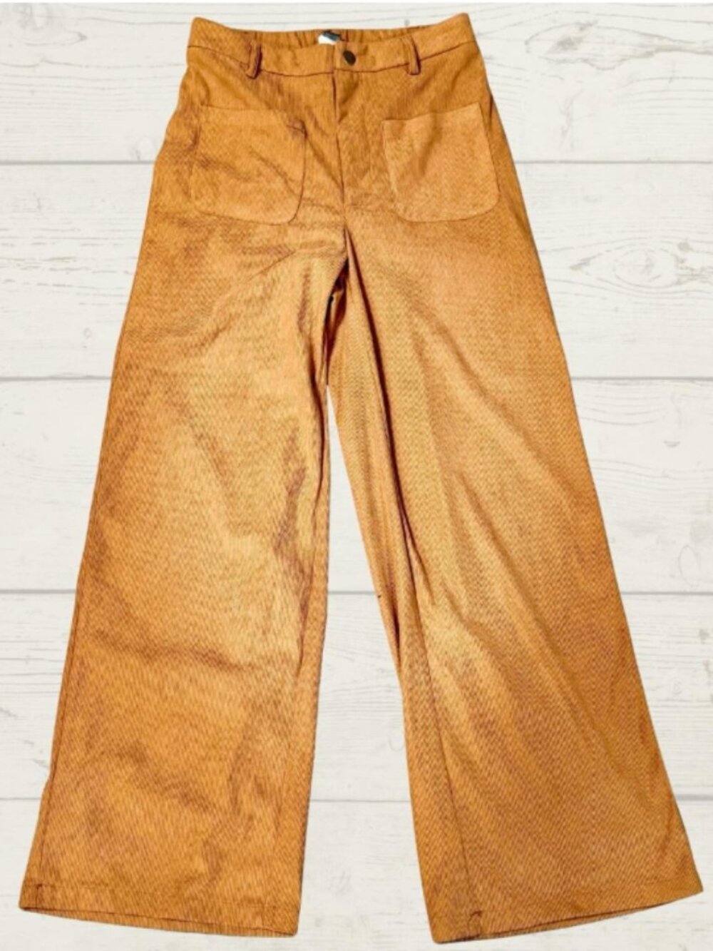 Wide leg pants with ribbed texture (corduroy like)